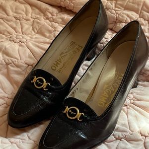 Vintage Ferragamo Pumps